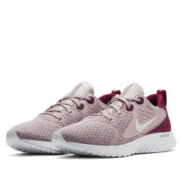 Nike Shoes - Nike Legend React Plum Chalk